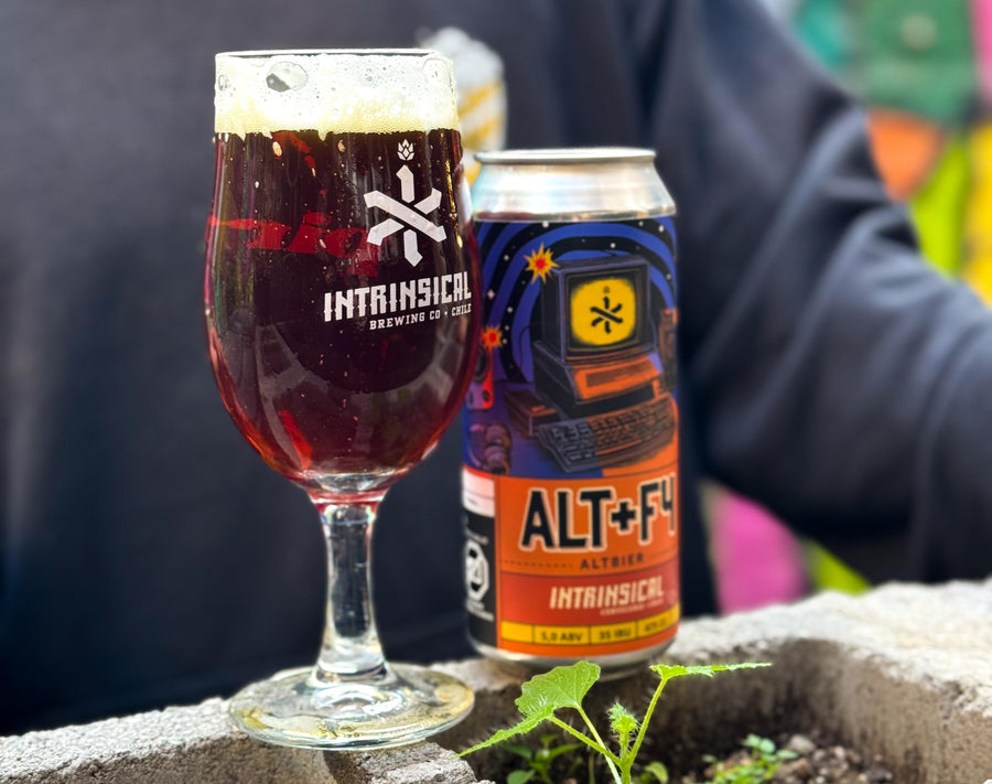 Alt+F4 de Intrinsical: la cerveza para cerrar el trabajo y abrir el disfrute 🍻